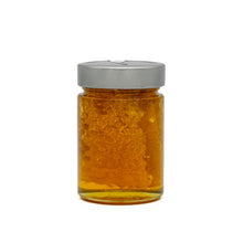 Load image into Gallery viewer, Θυμαρίσιο Μέλι με Κηρήθρα – Thyme Honey with Honeycomb
